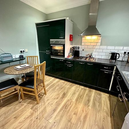 Roker Cottage, Luxury Seaside Apartment, Private Parking, Sky Tv Съндърланд Екстериор снимка