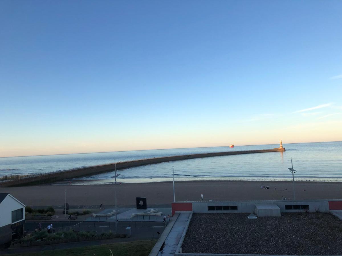 Roker Cottage, Luxury Seaside Apartment, Private Parking, Sky Tv Съндърланд Екстериор снимка